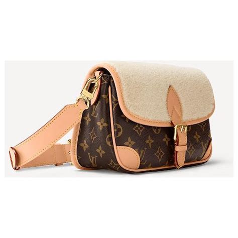 Louis Vuitton diane bag 2022